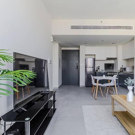 Sahab - Solo 1Br Apt In Al Jada Шарджа Экстерьер фото