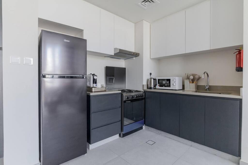 Sahab - Solo 1Br Apt In Al Jada Шарджа Экстерьер фото