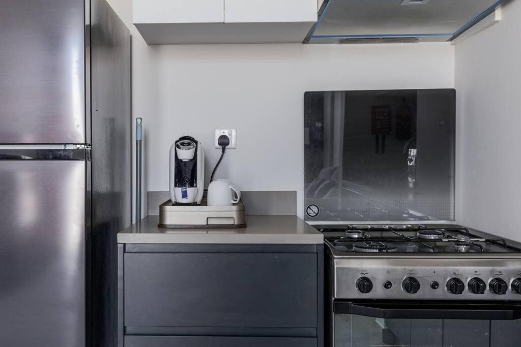 Sahab - Solo 1Br Apt In Al Jada Шарджа Экстерьер фото