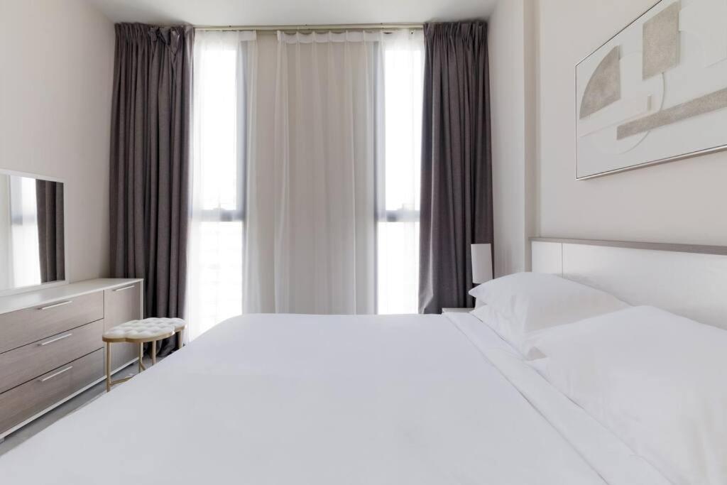 Sahab - Solo 1Br Apt In Al Jada Шарджа Экстерьер фото