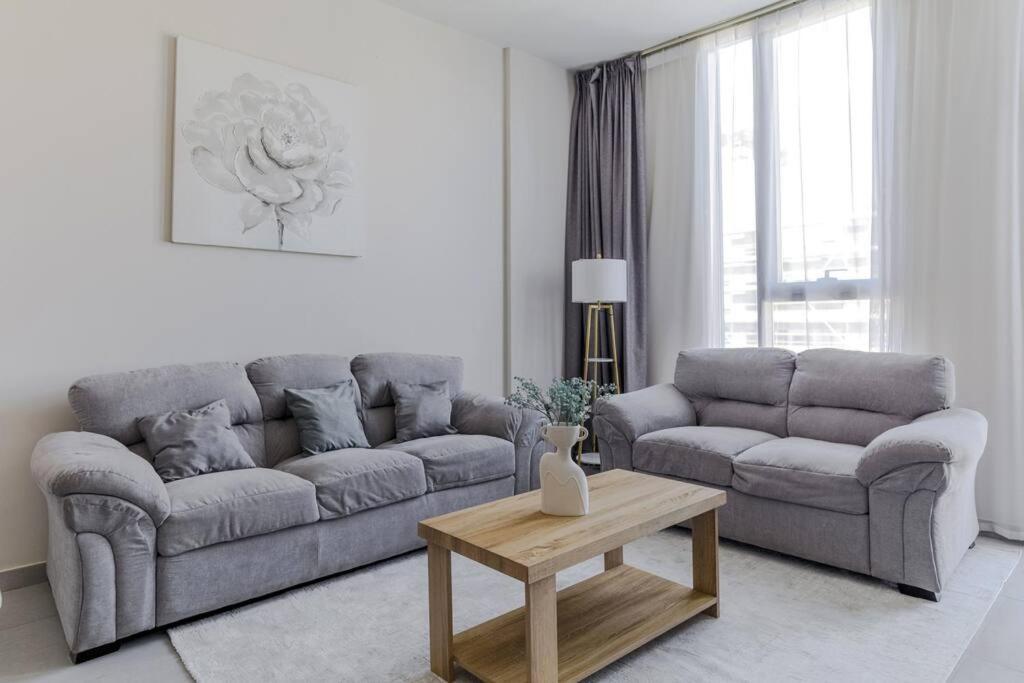 Sahab - Solo 1Br Apt In Al Jada Шарджа Экстерьер фото
